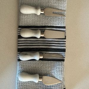 Cheese cutlery marble